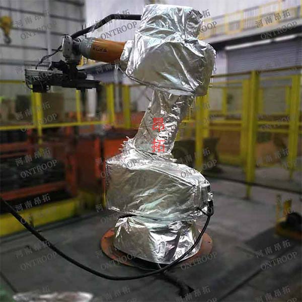 加熱保溫機器人防護服